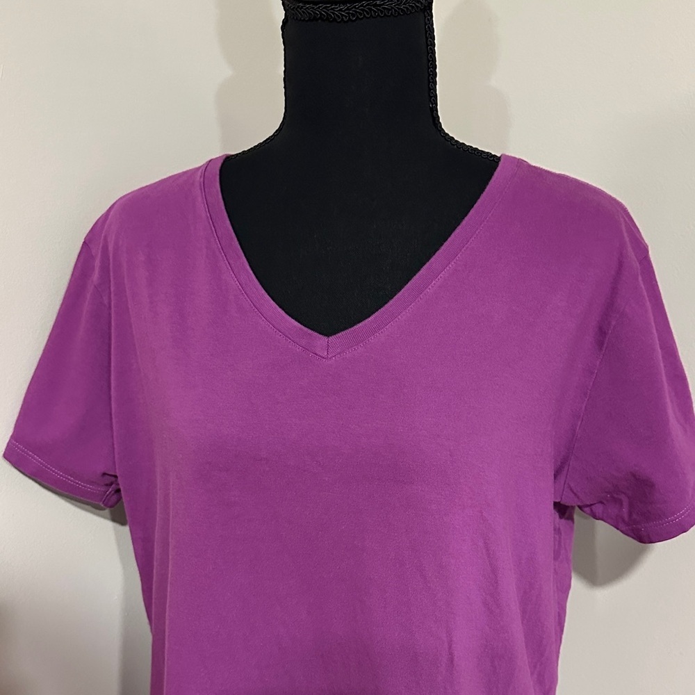*LIFE IS GOOD* Magenta V-Neck Crusher Tee T-Shirt Size Large - Picture 2 of 7
